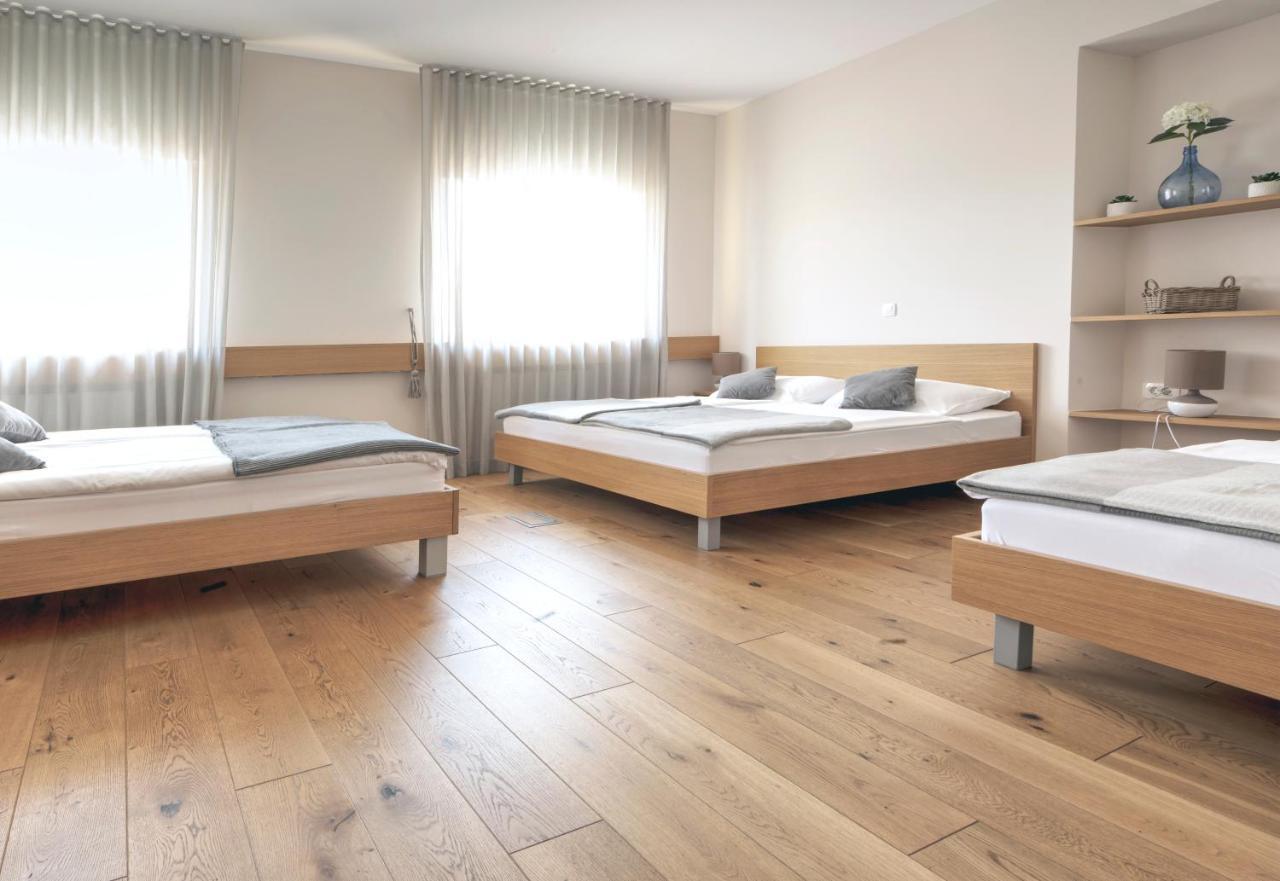 Guesthouse Tursic فورنيكا المظهر الخارجي الصورة